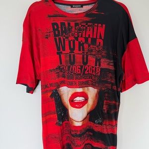 Balmain World Tour tshirt dress